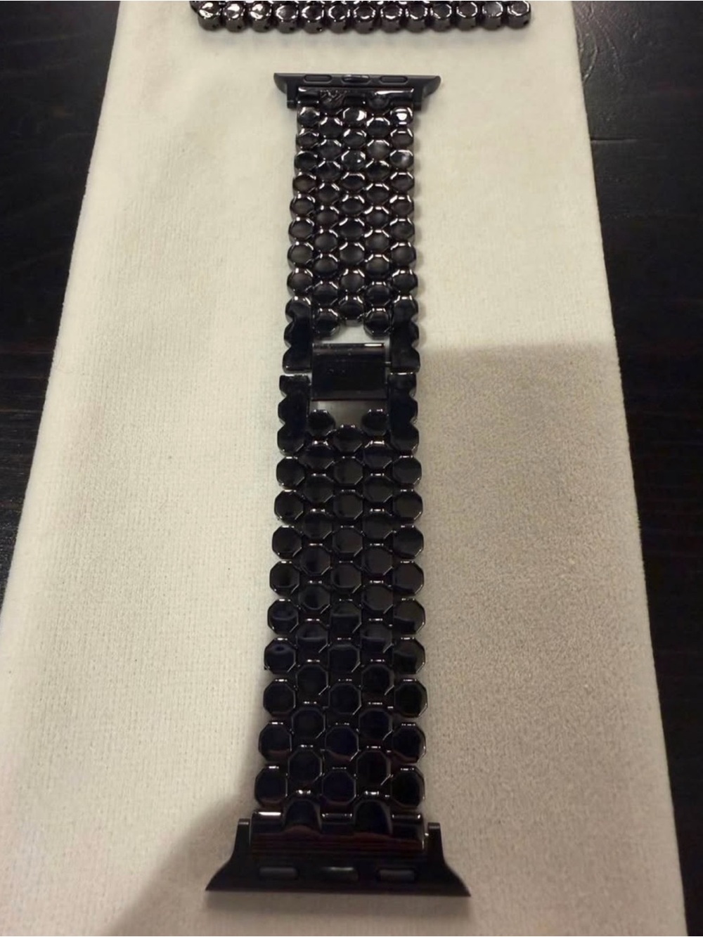 Black Honeycomb Stainless Steel Strap - 38MM / 40MM / 41MM Series 10 & 11 - 42MM